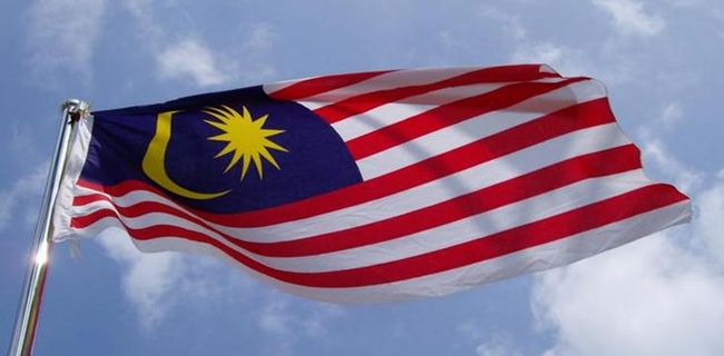 Manager Perusahaan Furnitur Bersama Staf Ditangkap Karena Pasang Bendera Malaysia Secara Terbalik