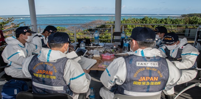 Hari Ini Tim Ahli Jepang Kedua Berangkat Ke Mauritius Bawa Bahan Khusus Penyerap Minyak