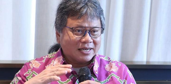 Alvin Lie Gugat Indosat Karena "Rajin" Kirim SMS Penawaran Dinihari
