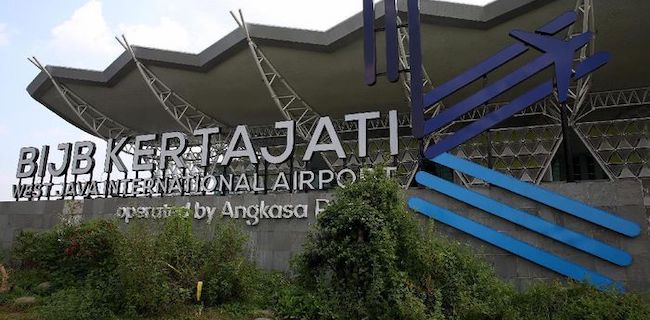 Jokowi: Bandara Internasional Ada 30, Apakah Perlu Sebanyak Ini?
