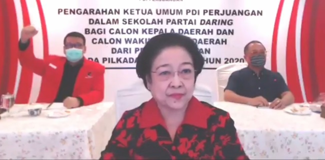 Tidak Sebut Nama Ganjar, Megawati Puji Kinerja Risma Dan Azwar Anas Di Depan Kader Banteng