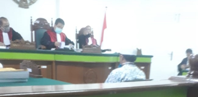 Sengketa Dengan Japfa Comfeed, Muhammad Basir Tunjukan Bukti Kepemilikan Lahan Kepada Majelis Hakim