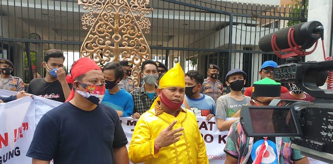 Geruduk Kemendagri, Warga Talaud Desak Tito Berhentikan Bupati Elly Lasut