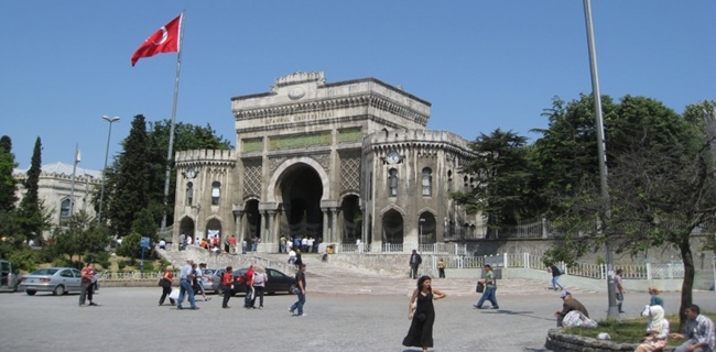 Turki Bersiap Buka Kembali Universitas Awal Oktober