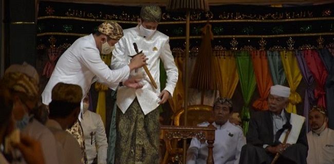 Lewat Upacara Jumenengan, PRA Luqman Zulkaedin Resmi Menjadi Sultan Sepuh XV Kesultanan Kasepuhan Cirebon