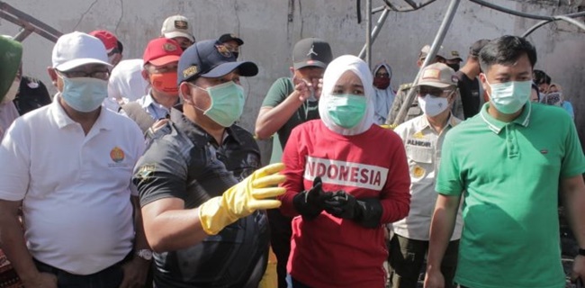 Gotong Royong Pasca Kebakaran Pasar Perumnas Sako, Wakil Walikota Palembang: Pemerintah Tidak Akan Diam