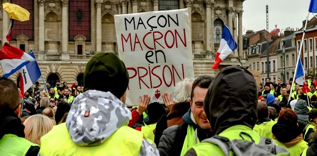 Kembalinya Aksi Rompi Kuning, Gerakan Yang Merongrong Emmanuel Macron
