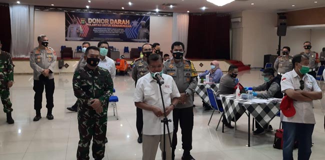 Jusuf Kalla Apresiasi TNI-Polri Disiplinkan Masyarakat Hingga Penuhi Stok Darah PMI