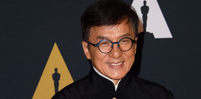 Terlilit Sengketa Utang, Dua Apartemen Mewah Jackie Chan Disita Dan Dilelang