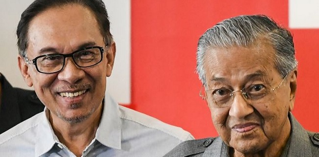 Menengok Pasang-Surut Hubungan Anwar Ibrahim Dan Mahathir Mohamad Di Panggung Politik Malaysia