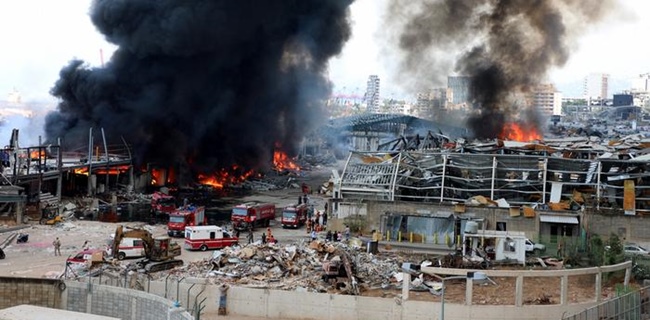 Presiden Lebanon: Kebakaran Pelabuhan Beirut Kali Ini Bisa Jadi Karena Adanya Sabotase