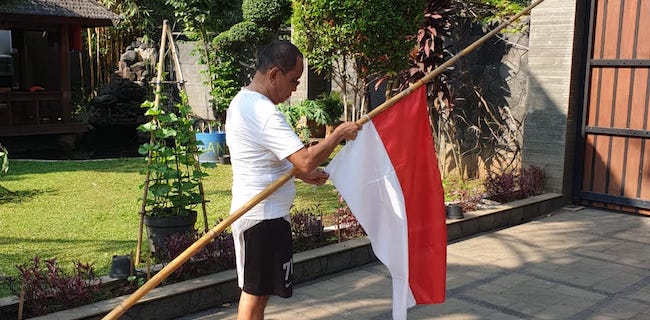 Deklarator KAMI Mulai Kibarkan Bendera Setengah Tiang