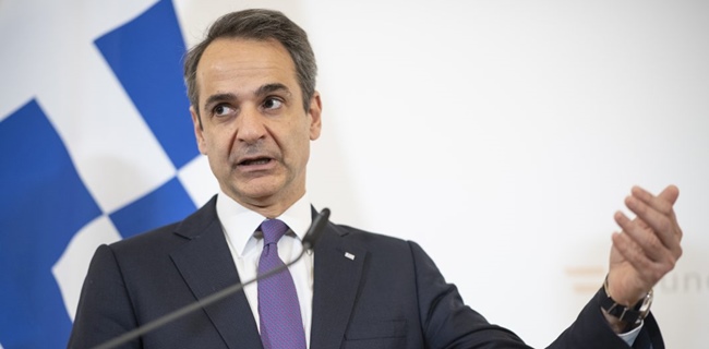 Kasus Virus Corona Masih Tinggi, PM Yunani Cabut Ijin Menonton Pertandingan Bola