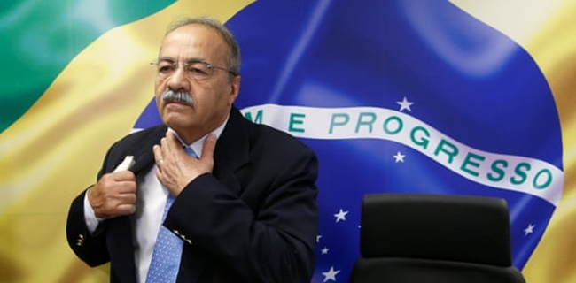 Senator Brasil Kedapatan Sembunyikan Uang Di Celana Dalamnya Saat Digrebek Polisi