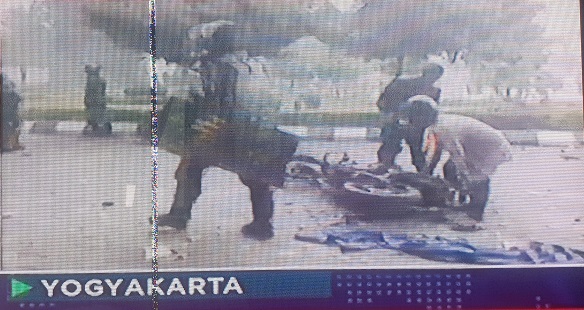 Motor Brimob Jadi Korban Aksi Ricuh Tolak UU Ciptaker di Yogyakarta