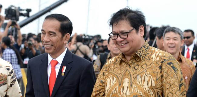 Airlangga Hartarto Sampaikan Naskah Terbaru UU Ciptaker Ke Presiden Jokowi