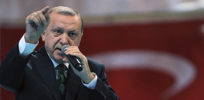 Murka Erdogan Pada Macron: Siapa Anda Bicara Tentang Penataan Islam!