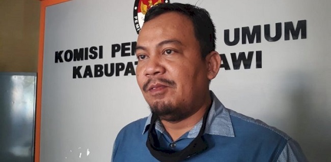 KPU Ngawi Belum Pasang APK Pilkada, Warga Bingung Siapa Paslonnya