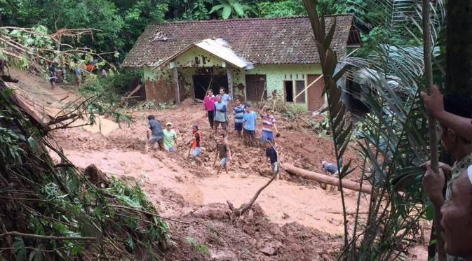 Banjir Dan Lonsor Garut Nihil Korban, Tapi Ratusan Rumah Rusak Ringan Hingga Berat