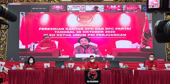 Kritik Demo Anarkis, Megawati: Enak Saja Halte-halte Dibakar, Emang Duit <i>Lo?</i>