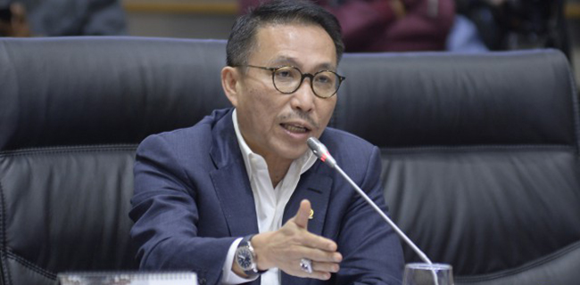 Ketua Komisi III DPR Minta Polisi Patuhi SOP Dan Bersikap Humanis Tangani Unjuk Rasa UU Ciptaker