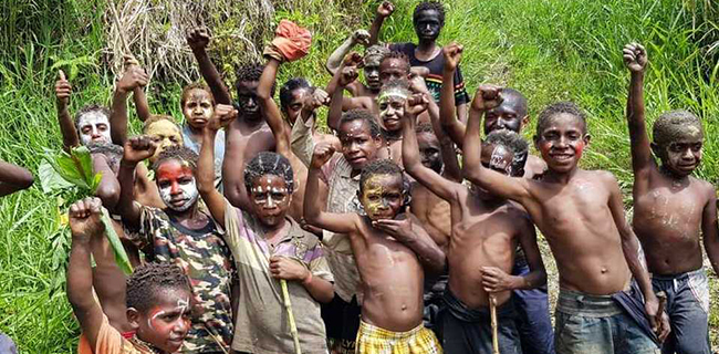Jalan Berliku Tanah Damai Papua
