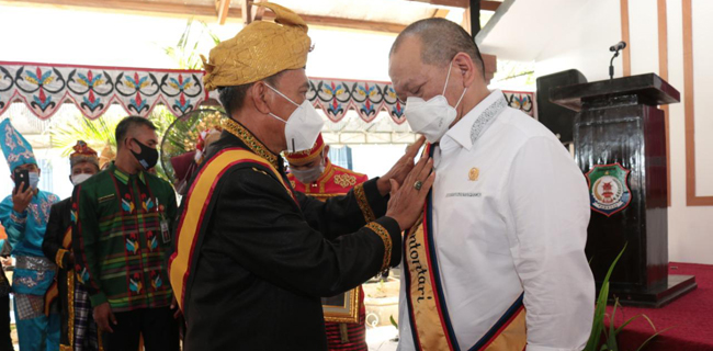 Dapat Gelar Kehormatan Kerajaan Kabaena, Ketua DPD LaNyalla Minta Daerah Jadi Kekuatan Ekonomi