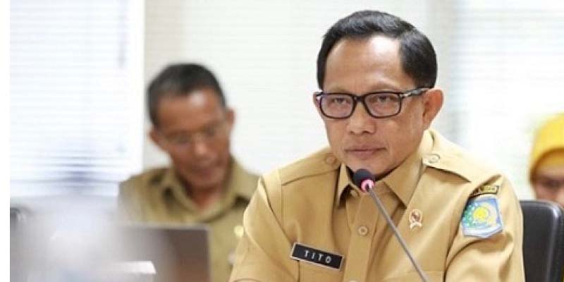 Tito Kembali Ingatkan Kepala Daerah Lindungi Warganya Dari Covid-19
