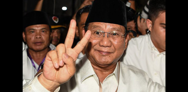 Prabowo Subianto Tidak Muncul Ke Publik Karena Sudah "Kecemplung Di Kolam"