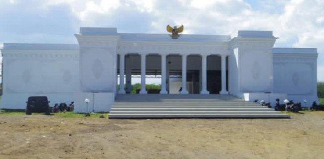 Kantor Desa Bak Istana Merdeka Dikritik, Ketua DPD RI: Dana Desa Untuk Perekonomian Desa, Bukan Bangunan Megah