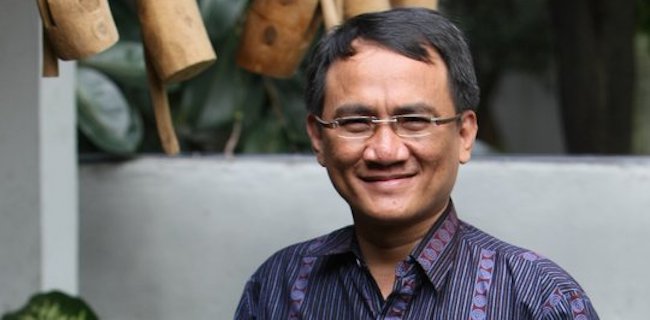 Andi Arief: Untung Anies Baswedan Selamatkan Muka Indonesia