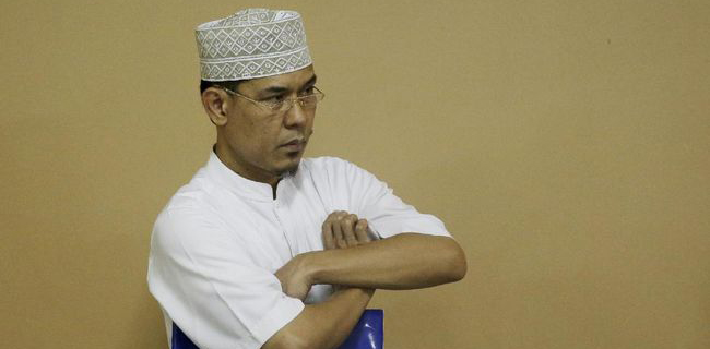 Munarman: Presiden Jokowi Yang Hanya Bisa Perintahkan TNI Mencopot Baliho Habib Rizieq