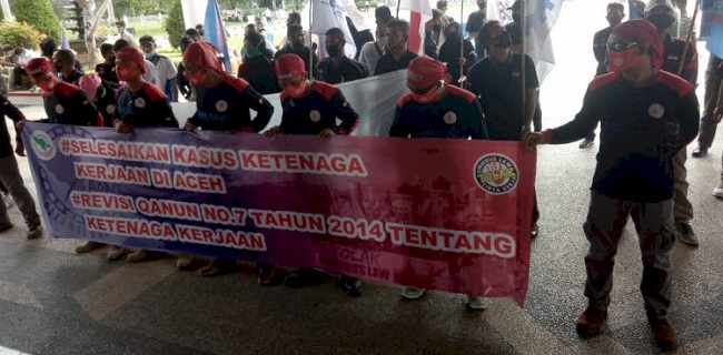 Demo Di Kantor Gubernur, Aliansi Buruh Aceh: UU Ciptaker Karpet Merah Bagi Pengusaha Besar