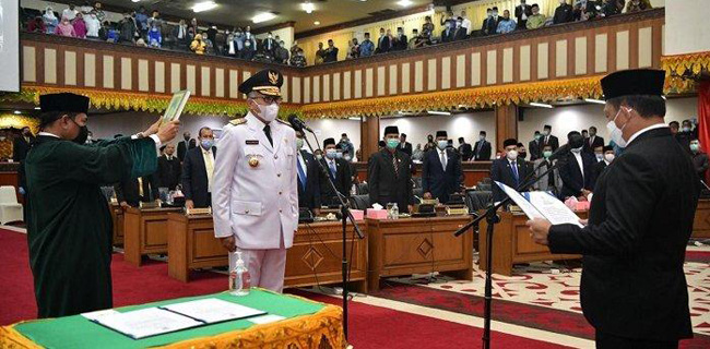 Resmi Jabat Gubernur Aceh,Nova Iriansyah Bersumpah Untuk Penuhi Kewajibannya