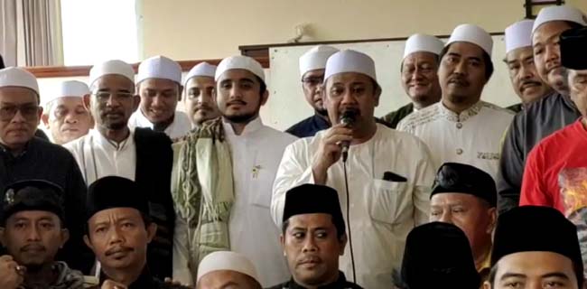 Umat Islam Siap Kawal Kedatangan Habib Rizieq Shihab