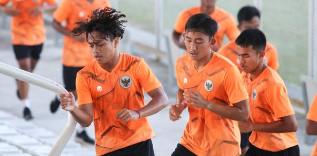 Kembali Berlatih Di Stadion Madya, Skuat Timnas U-19 Disuruh Naik Turun Tangga