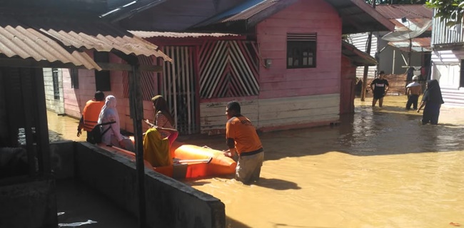 722 Rumah Warga Terendam Saat Sungai Krueng Langsa Meluap