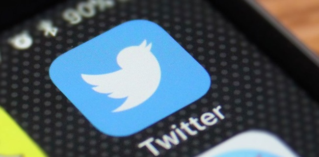 Akun Mantan Penasihat Trump Tentang Pemenggalan Pejabat Pemerintah Disemprit Twitter Dan Dihapus YouTube