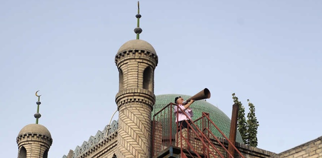 Pejabat Xinjiang Bantah Rumor Penghancuran Ribuan Masjid Dan Larangan Ibadah Haji Bagi Umat Muslim