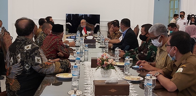 Disambangi Rombongan DPR, Wali Nanggroe Aceh Minta Aceh Lebih Diperhatikan