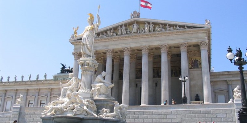 Berbau Diskriminasi, Mahkamah Konstitusi Austria Cabut Larangan Berhijab Di Sekolah Dasar