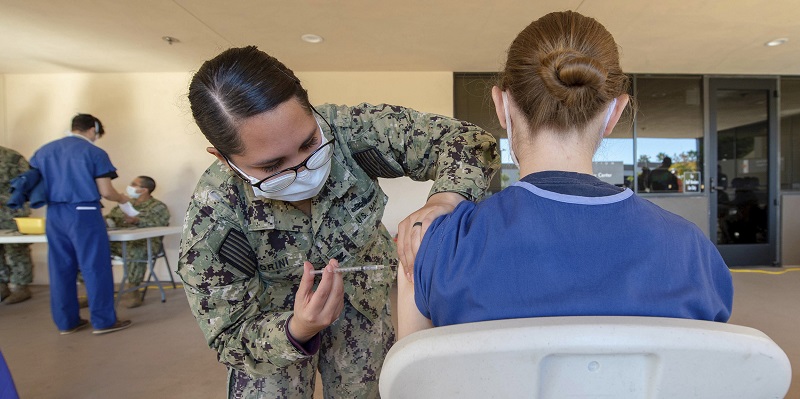 Pasukan Militer AS Di Jepang Dan Korsel Mulai Vaksinasi Covid-19 Gelombang Pertama