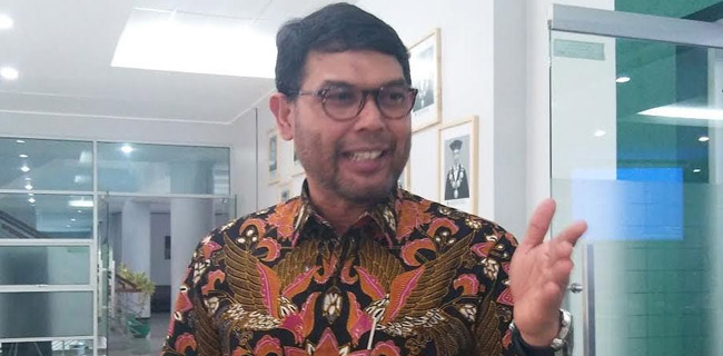 Nasir Djamil: OTT Dua Menteri Adalah Kado Akhir Tahun Yang Menyakitkan Untuk Jokowi