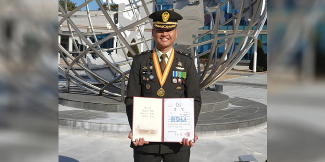 Membanggakan, Perwira TNI Raih Predikat Siswa Asing Terbaik Di Korsel