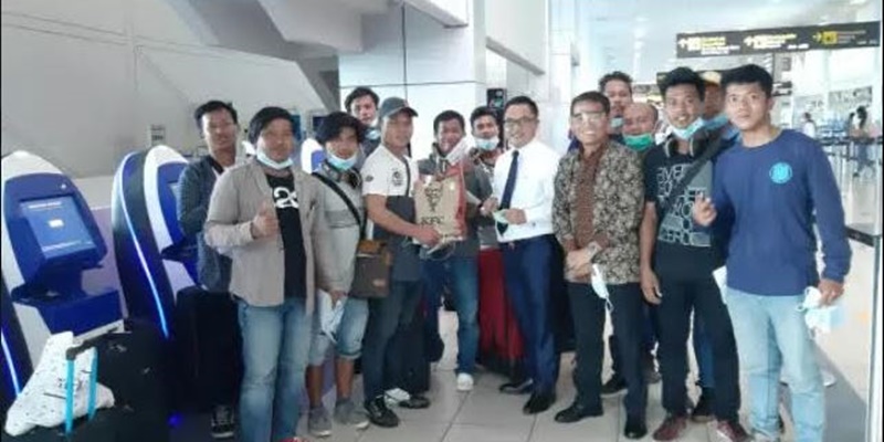 KBRI Panama Antarkan 12 ABK Pulang Ke Indonesia, 2 Orang Sempat Tersangkut Kasus Ganja
