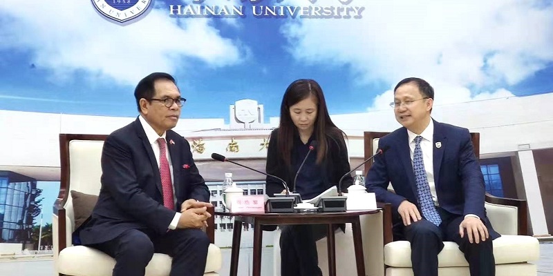 Kepada Mahasiswa Universitas Hainan, Dubes Djauhari: Kiblat Dunia Telah Beralih Ke Asia Tenggara