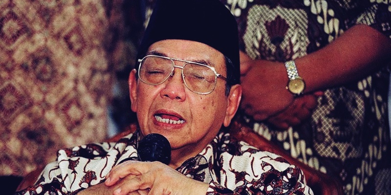 Gus Dur Pilih 'Bakar' Kemensos Karena Banyak Koruptor, Jokowi?