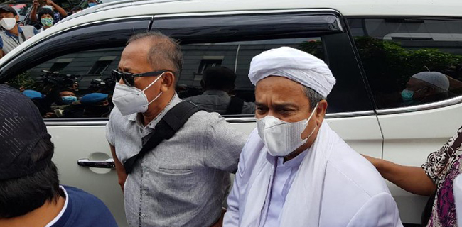 Tujuh Jam Lebih Jalani Pemeriksaan, Habib Rizieq Baru Dikasih 10 Pertanyaan