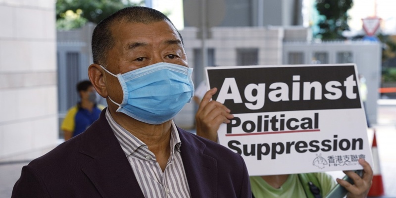 Dituding Terlibat Penipuan,  Bos Media Pro-Demokrasi Hong Kong Jimmy Lai Ditahan Polisi
