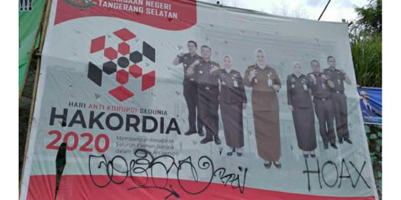 Baliho Anti Korupsi Kena Aksi Vandalisme, Sindiran Untuk Kejari Tangsel?